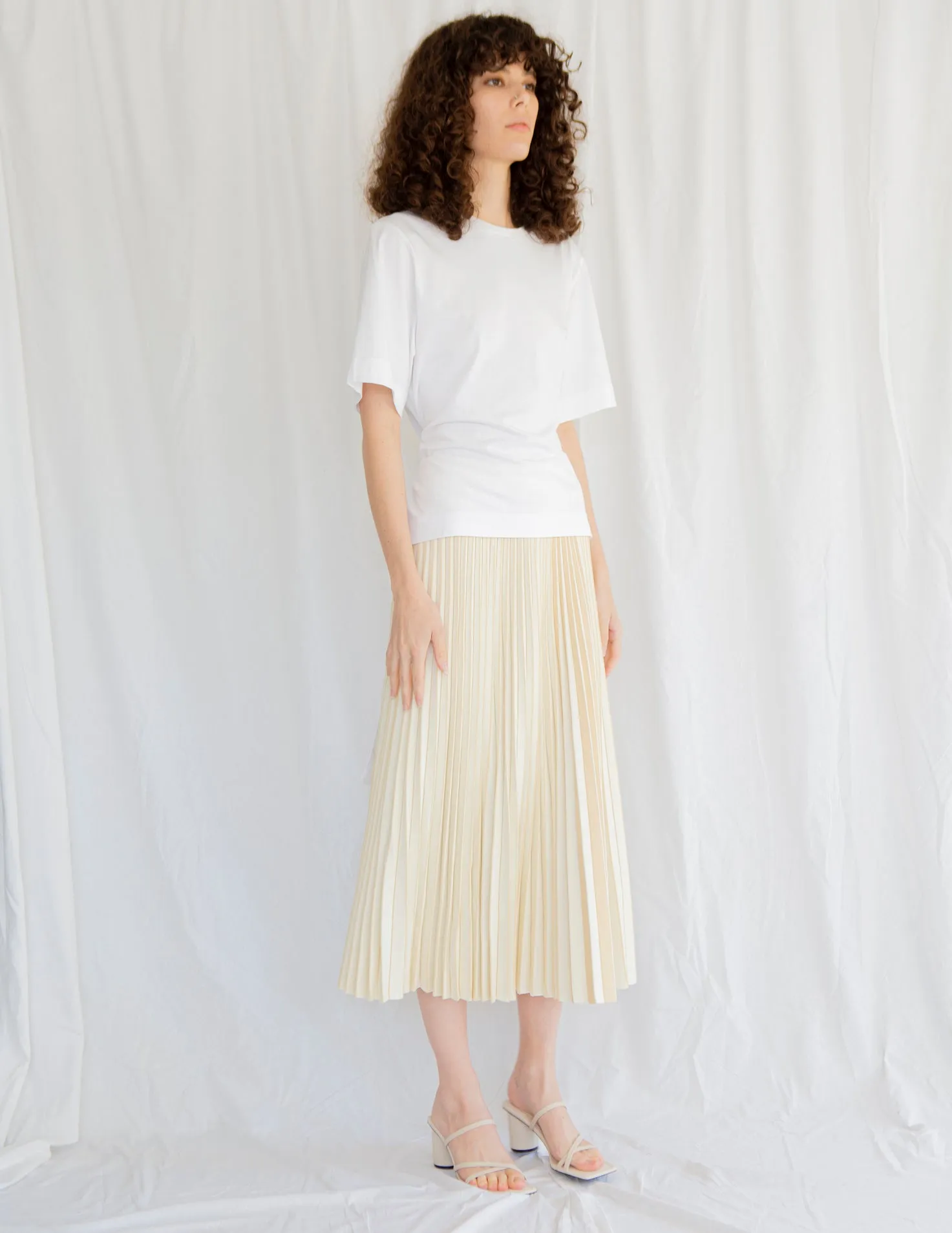 3D Knit Pleated Skirt in Cream