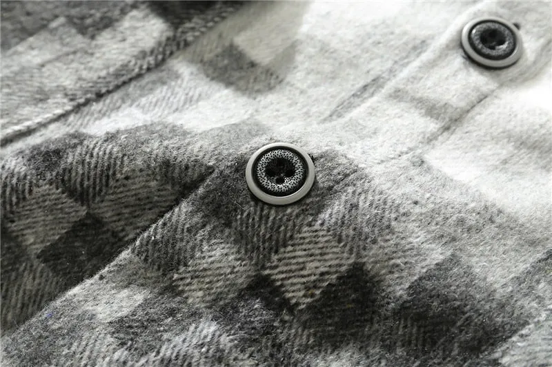 PLAID OVERSHIRT IN GREYSCALE FLANNEL - GREY