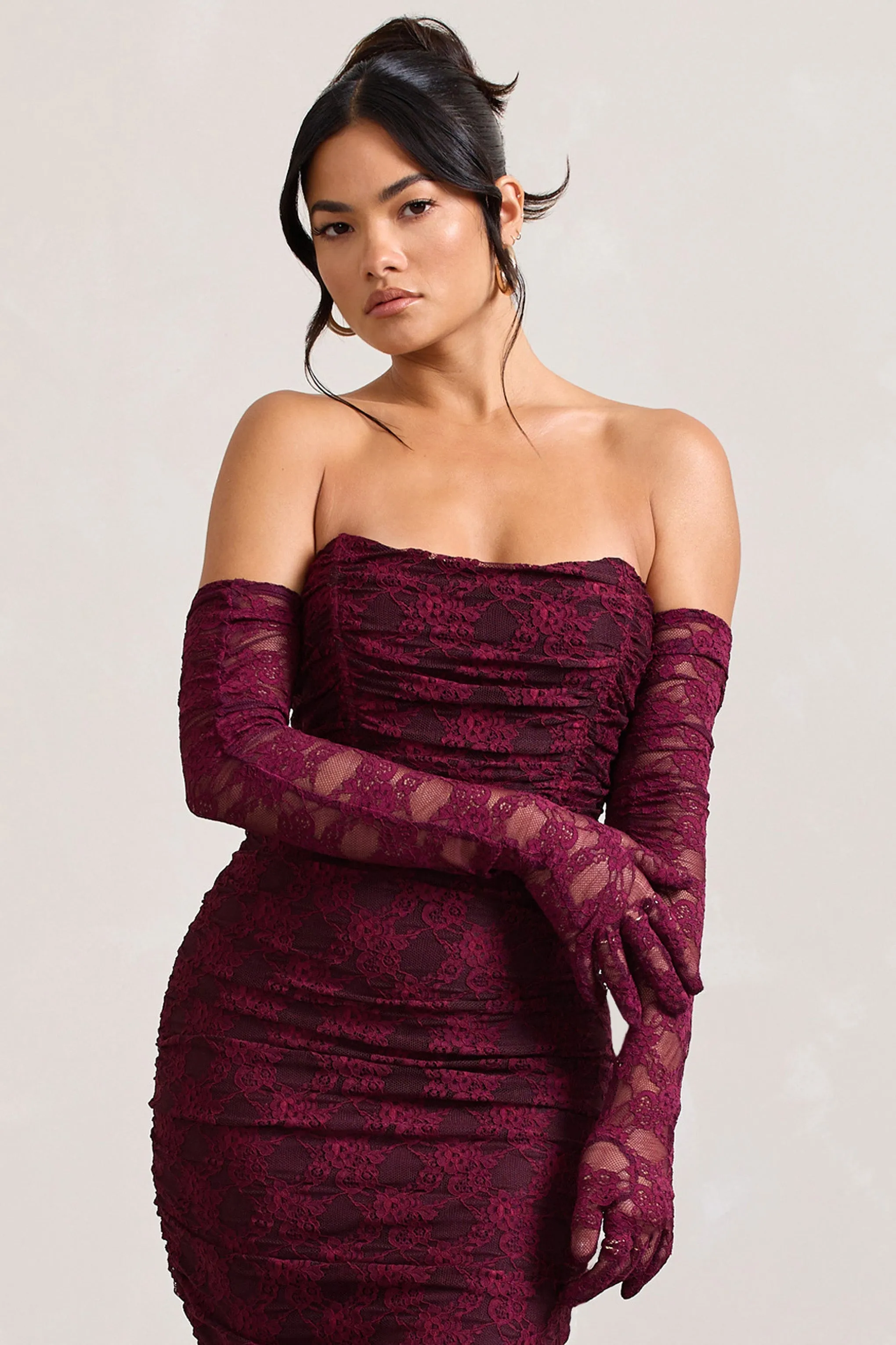 Prego | Burgundy Lace Long Ruched Gloves