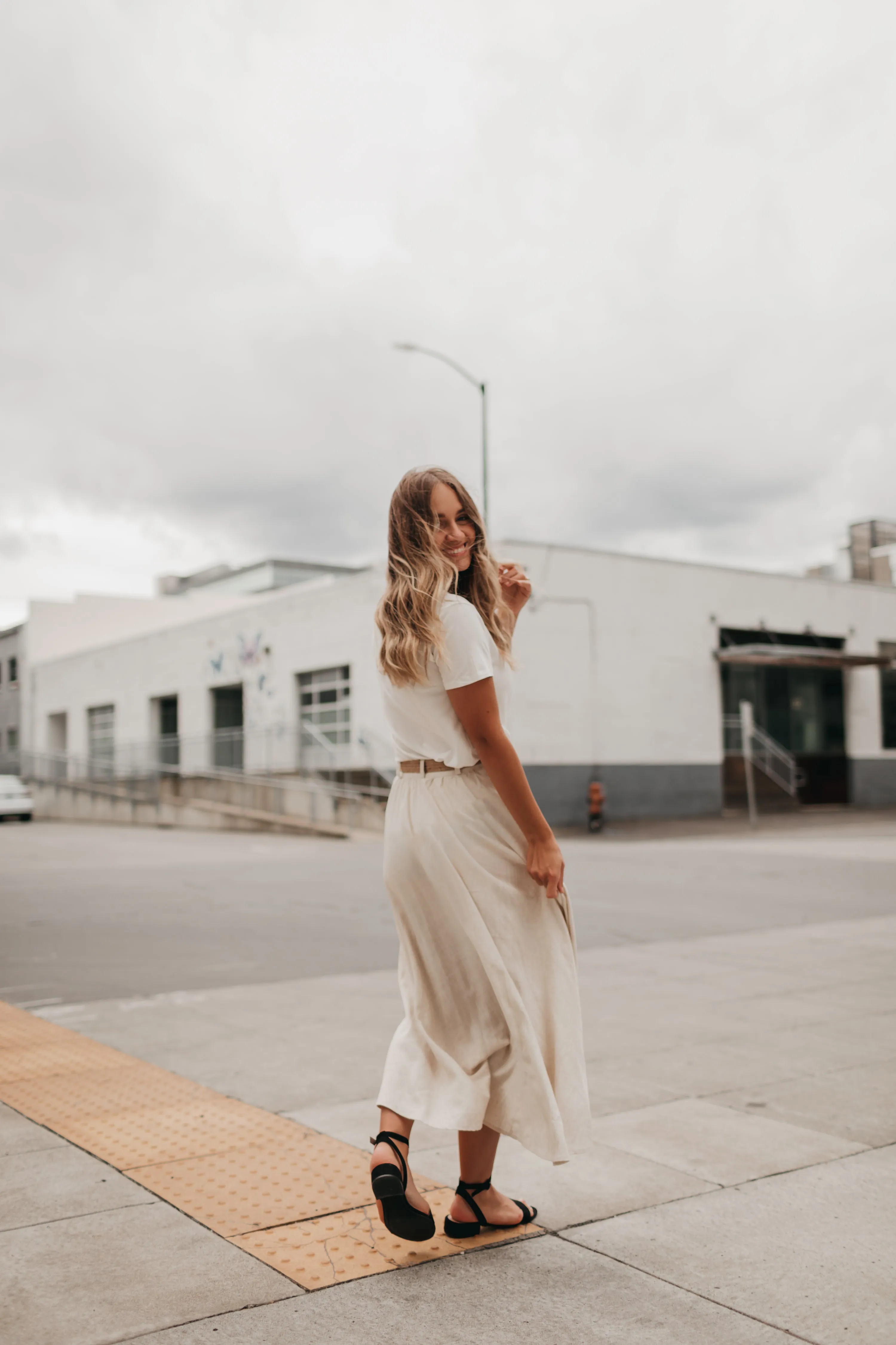 Scarlett Midi Skirt in Oatmeal